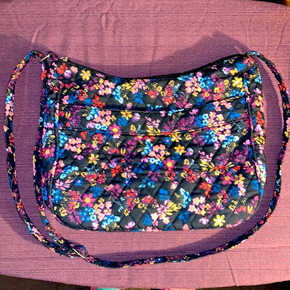 Country Store Quilted Floral Crossbody Bag Purse With Adjustable Strap 12” x 9”